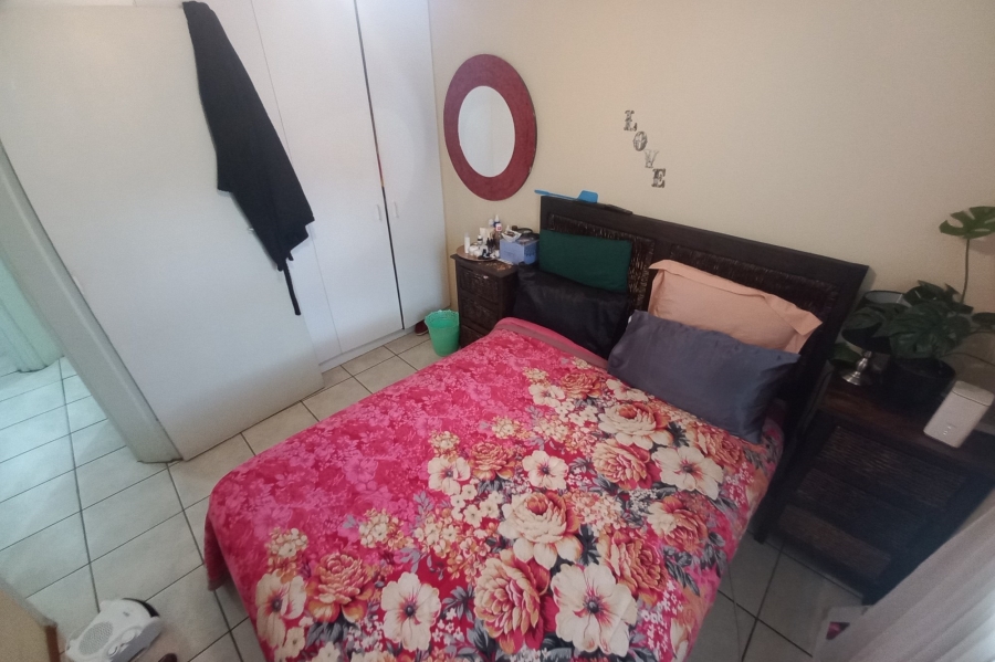 2 Bedroom Property for Sale in Groenvallei Western Cape